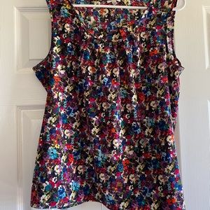 Floral Print Sleeveless Blouse